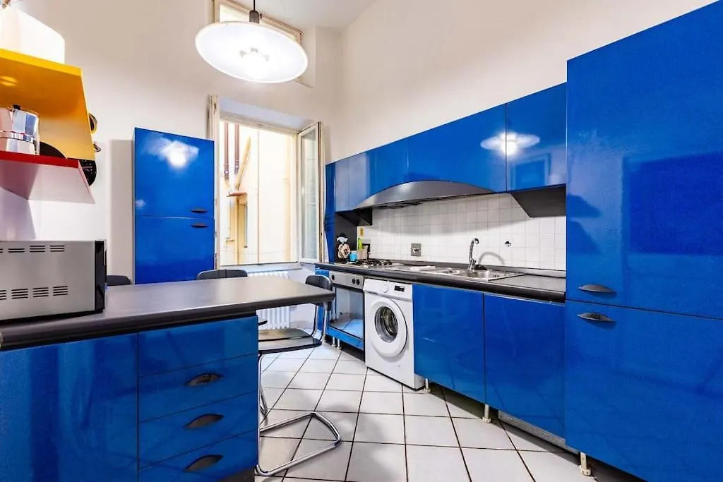 Academia Of Davide Spacious Apartment Florence