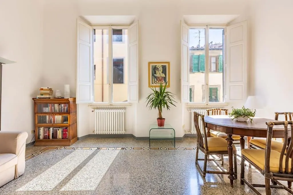 Academia Of Davide Spacious Apartment Florence 0*,  Italy