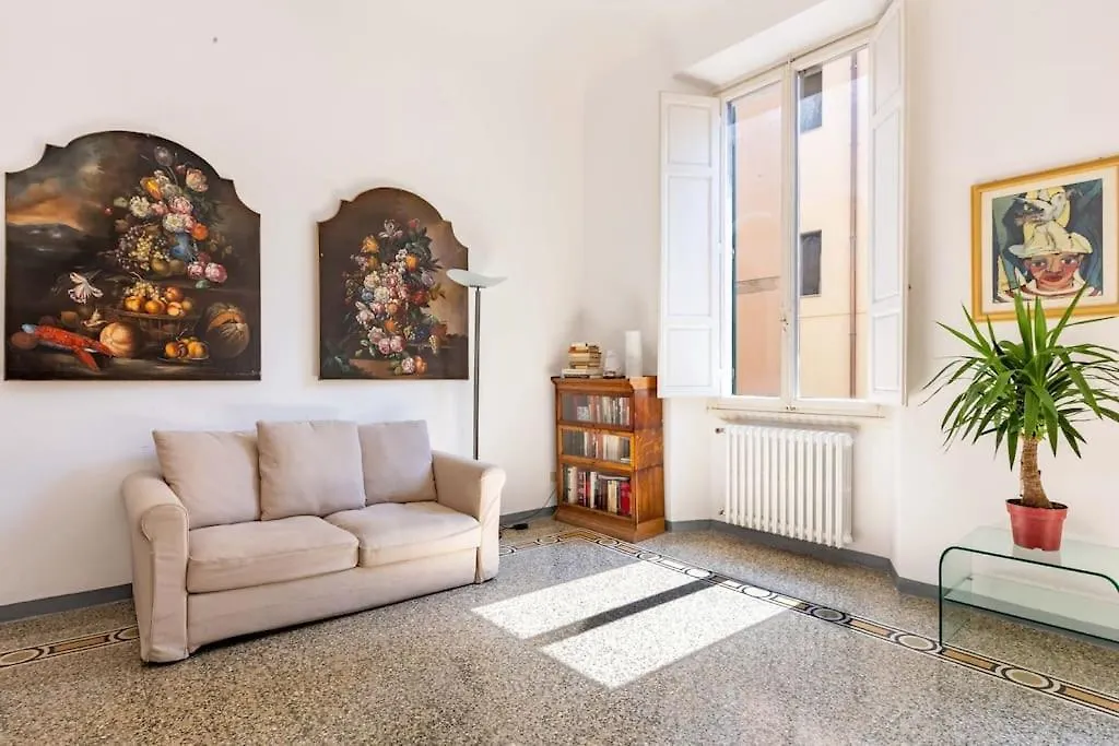 Academia Of Davide Spacious Apartment Florence