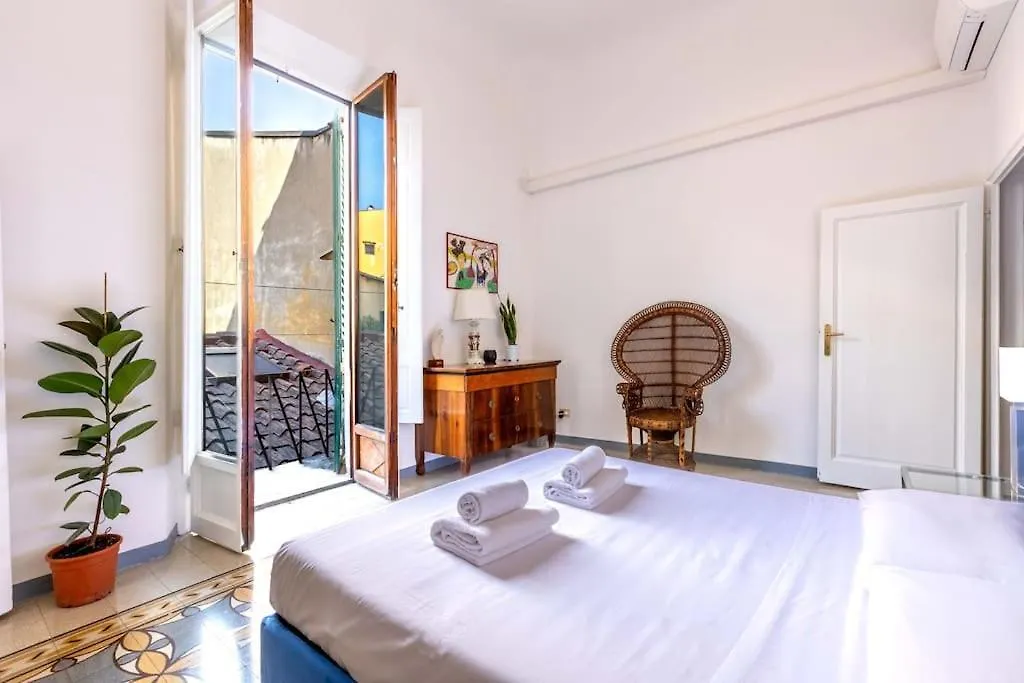 Academia Of Davide Spacious Apartment Florence