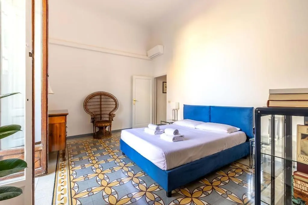 Academia Of Davide Spacious Apartment Florence Italy